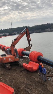 Cetakan Rotomoulding Plastik Untuk Marine Floater Floating Pontoo Dredge Floating Pipe